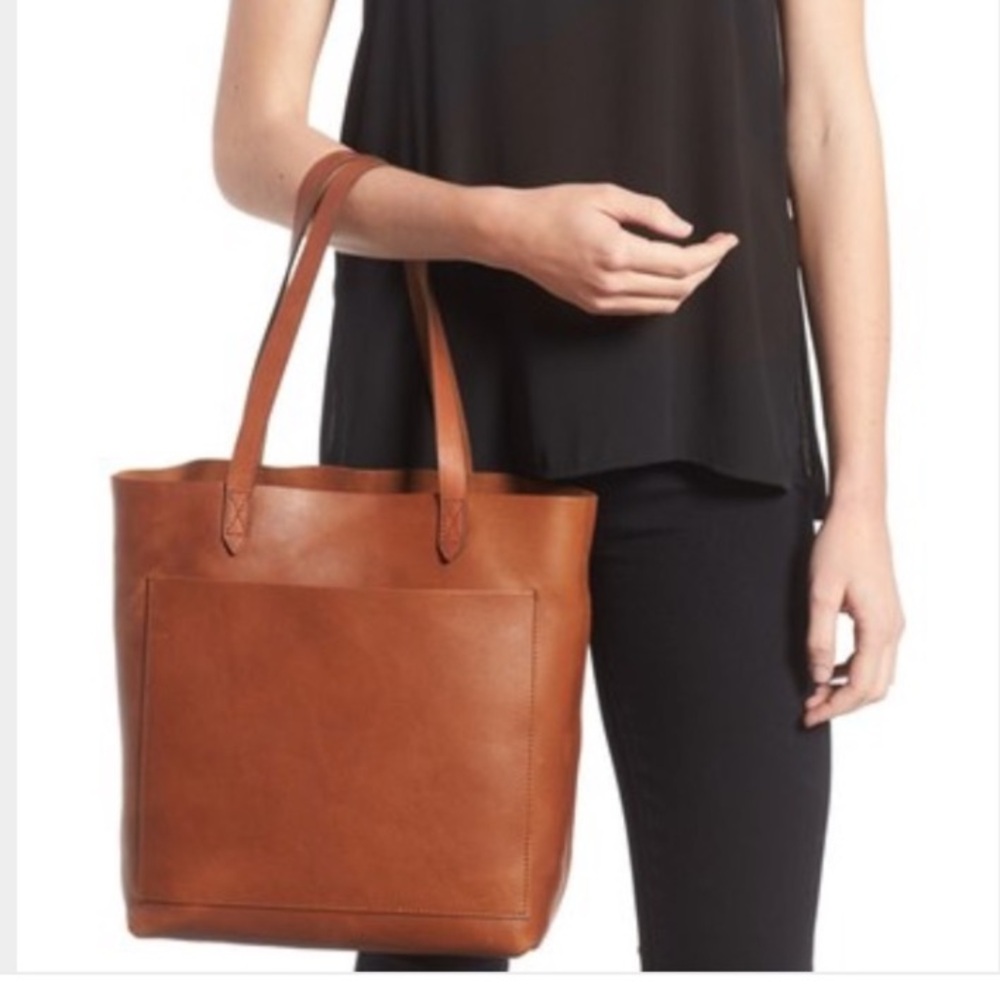 Madewell MediumTransport in English Saddle NWT